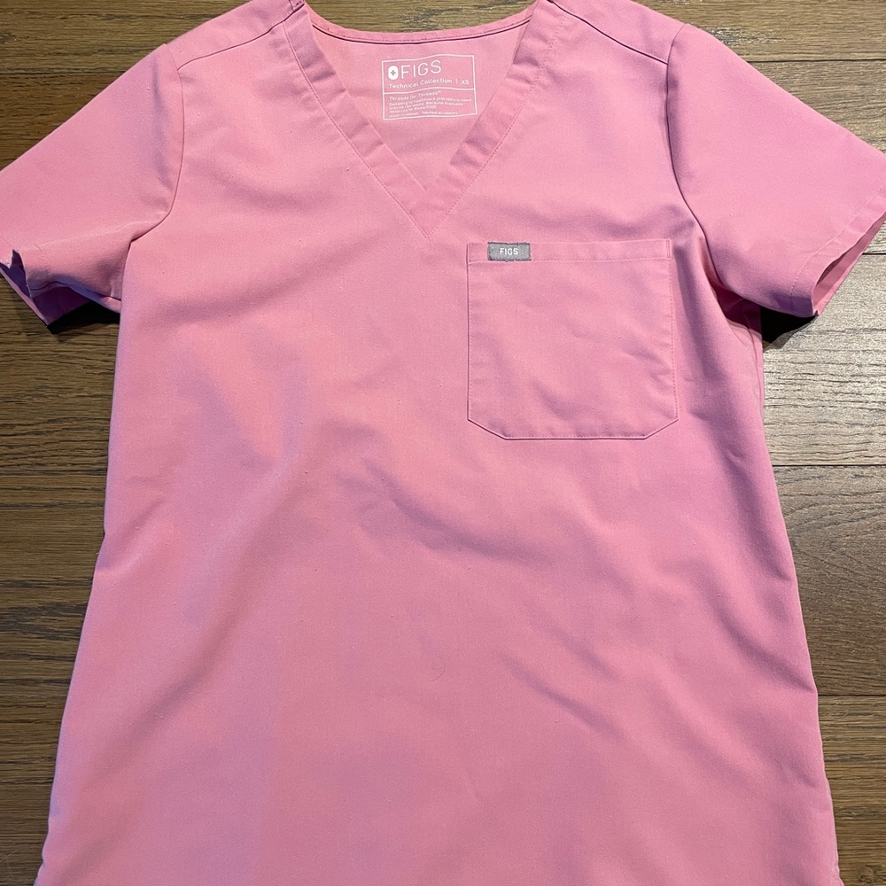 Figs catarina top chalk pink